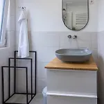 Have-a-nice-stay - U-bahn Nach Hamburg 150m- Baecker & Restaurants 200m - Lidl 800m - Zentrum 1,5km *