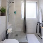 Appartement Have-a-nice-stay - U-bahn Nach Hamburg 150m- Baecker & Restaurants 200m - Lidl 800m - Zentrum 1,5km Ahrensburg