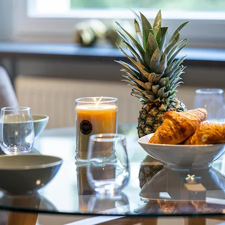 Have-a-nice-stay - U-bahn Nach Hamburg 150m- Baecker & Restaurants 200m - Lidl 800m - Zentrum 1,5km * アーレンスブルク