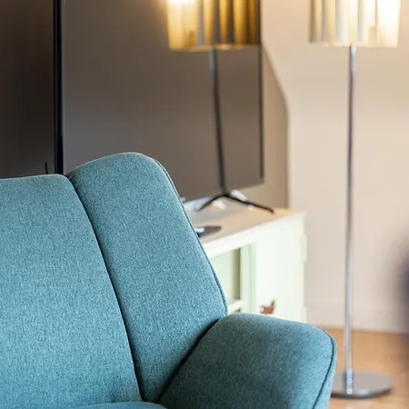 Have-a-nice-stay - U-bahn Nach Hamburg 150m- Baecker & Restaurants 200m - Lidl 800m - Zentrum 1,5km