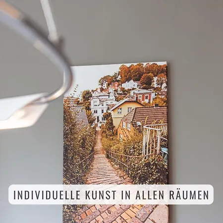 Apartment Have-a-nice-stay - U-bahn Nach Hamburg 150m- Baecker & Restaurants 200m - Lidl 800m - Zentrum 1,5km *