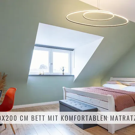 Have-a-nice-stay - U-bahn Nach Hamburg 150m- Baecker & Restaurants 200m - Lidl 800m - Zentrum 1,5km Apartment Ahrensburg